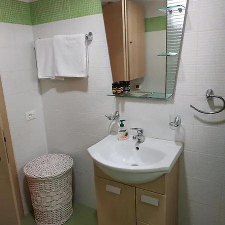 Apartment Giorgos *